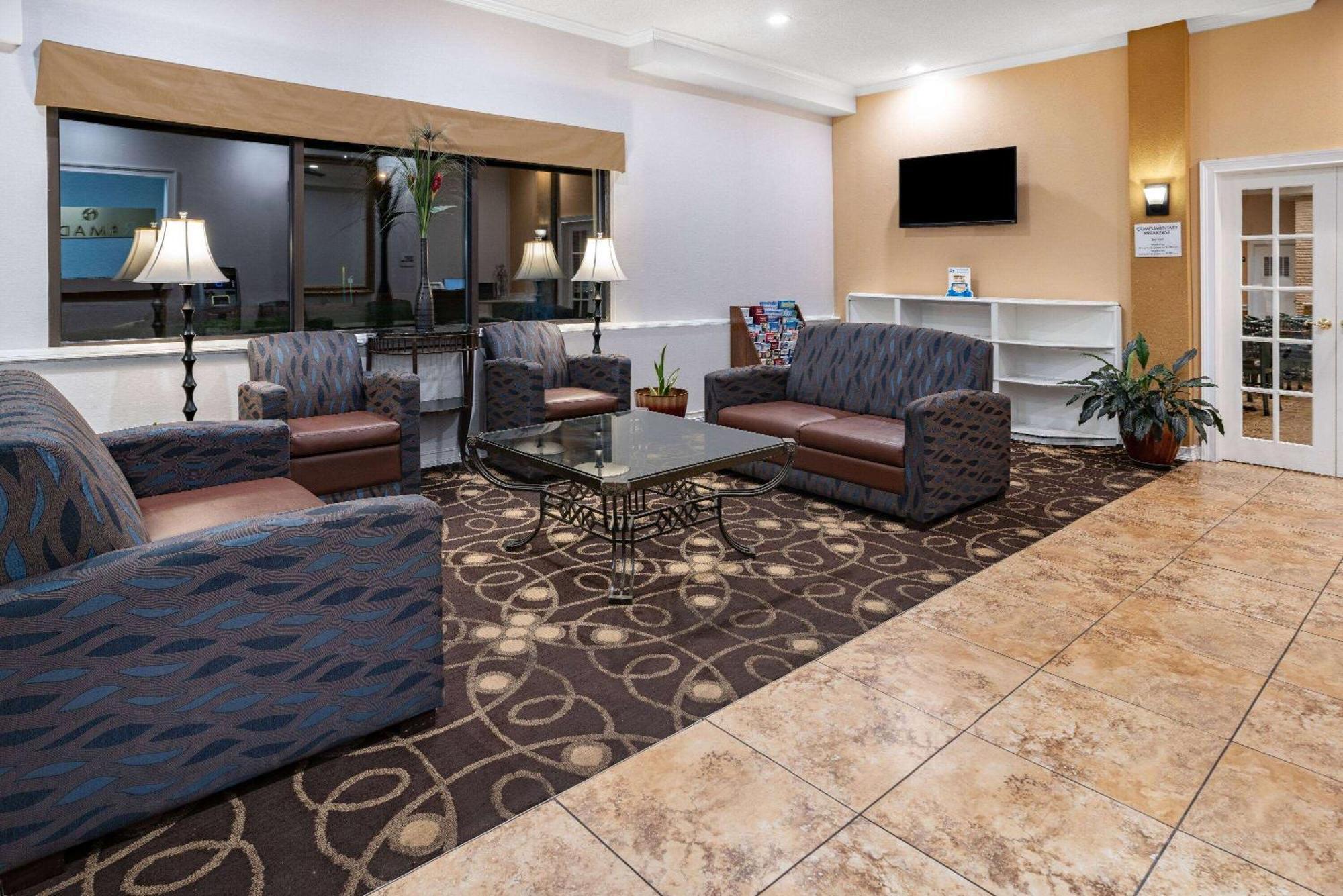 Ramada By Wyndham West Atlantic City Egg Harbor Township Luaran gambar